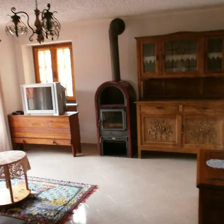 Apartmán In Paese Di Montagna
